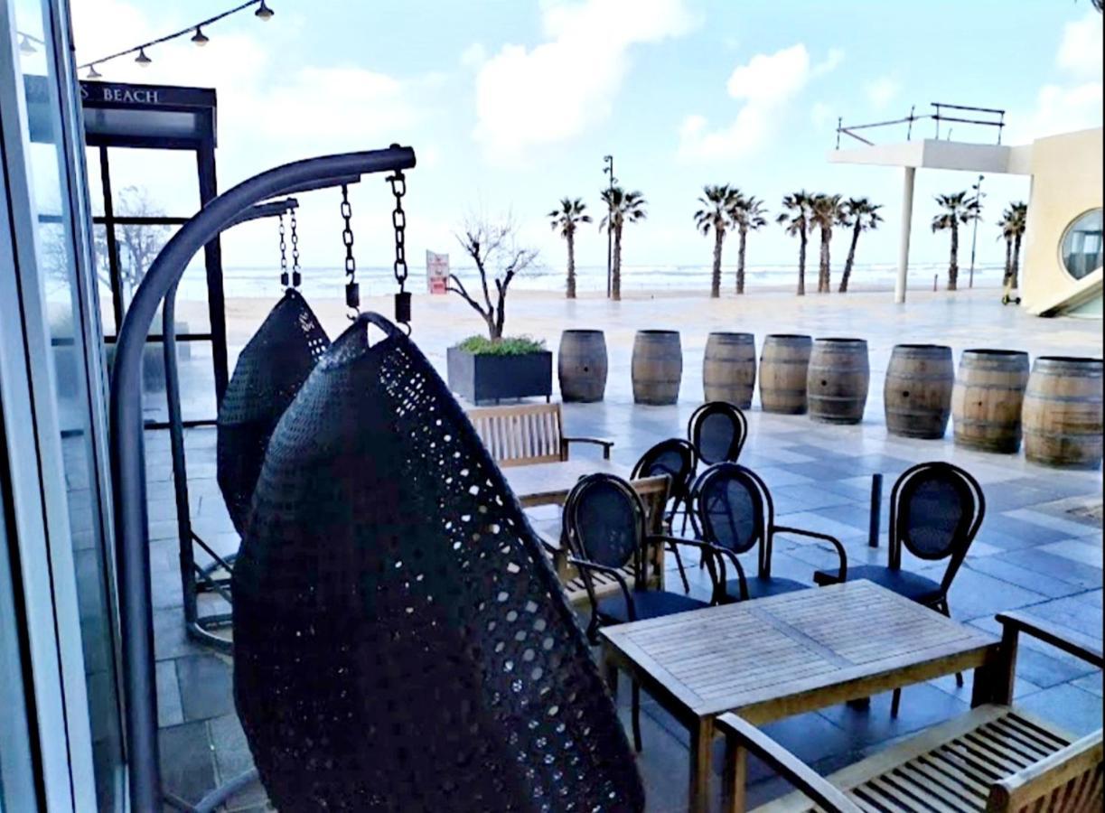 Beachfront Studio Apartment Bat Yam 412 Eksteriør billede