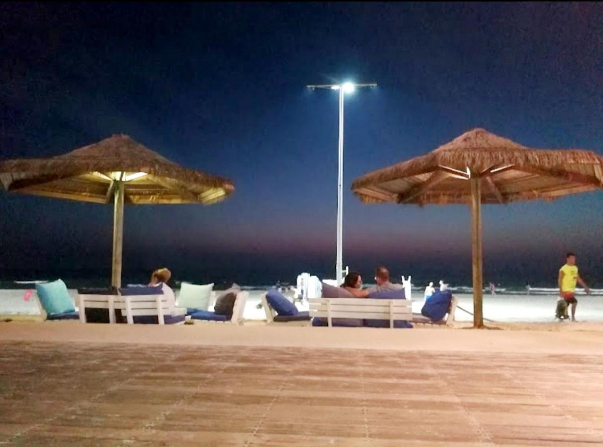 Beachfront Studio Apartment Bat Yam 412 Eksteriør billede