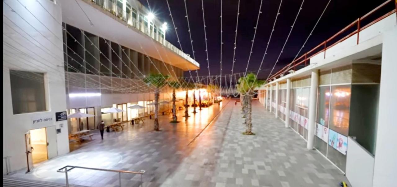 Beachfront Studio Apartment Bat Yam 412 Eksteriør billede