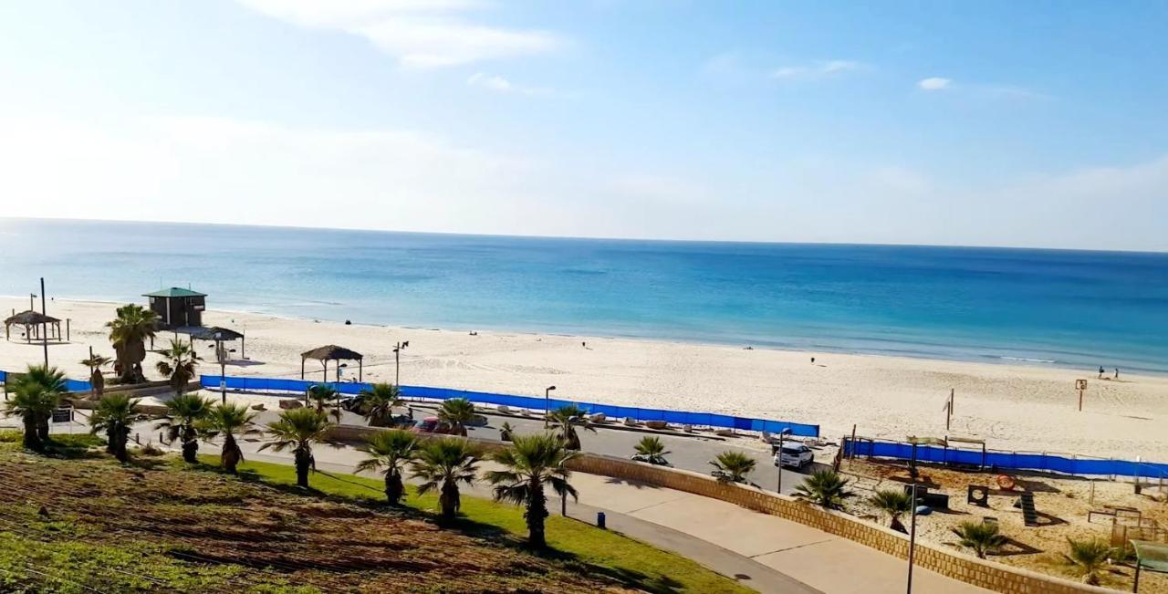 Beachfront Studio Apartment Bat Yam 412 Eksteriør billede